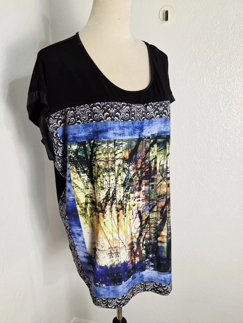 Style & Co. Black Top with Blue & Multicolor Scenic Print on the Front, Size XL - Picture 3 of 8